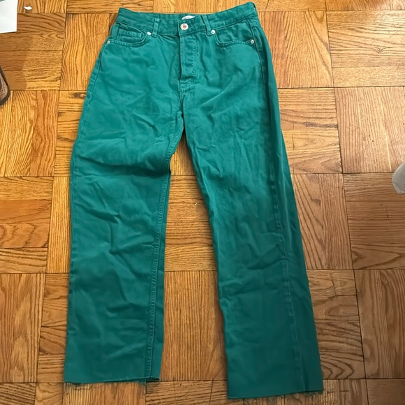 NEVER WORN STRAIGHT CROPPED ZARA JEANS - Picture 2 of 9